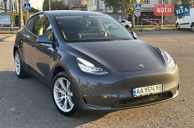 Внедорожник / Кроссовер Tesla Model Y 2021 в Киеве