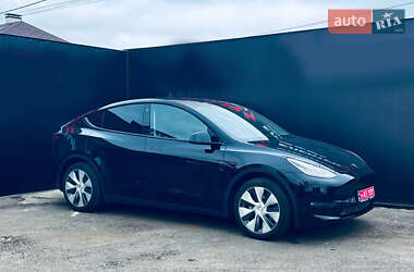 Внедорожник / Кроссовер Tesla Model Y 2021 в Киеве