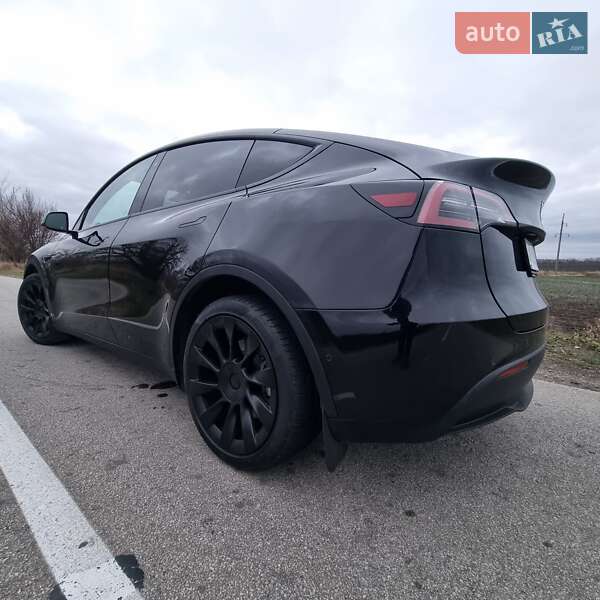 Внедорожник / Кроссовер Tesla Model Y 2020 в Запорожье