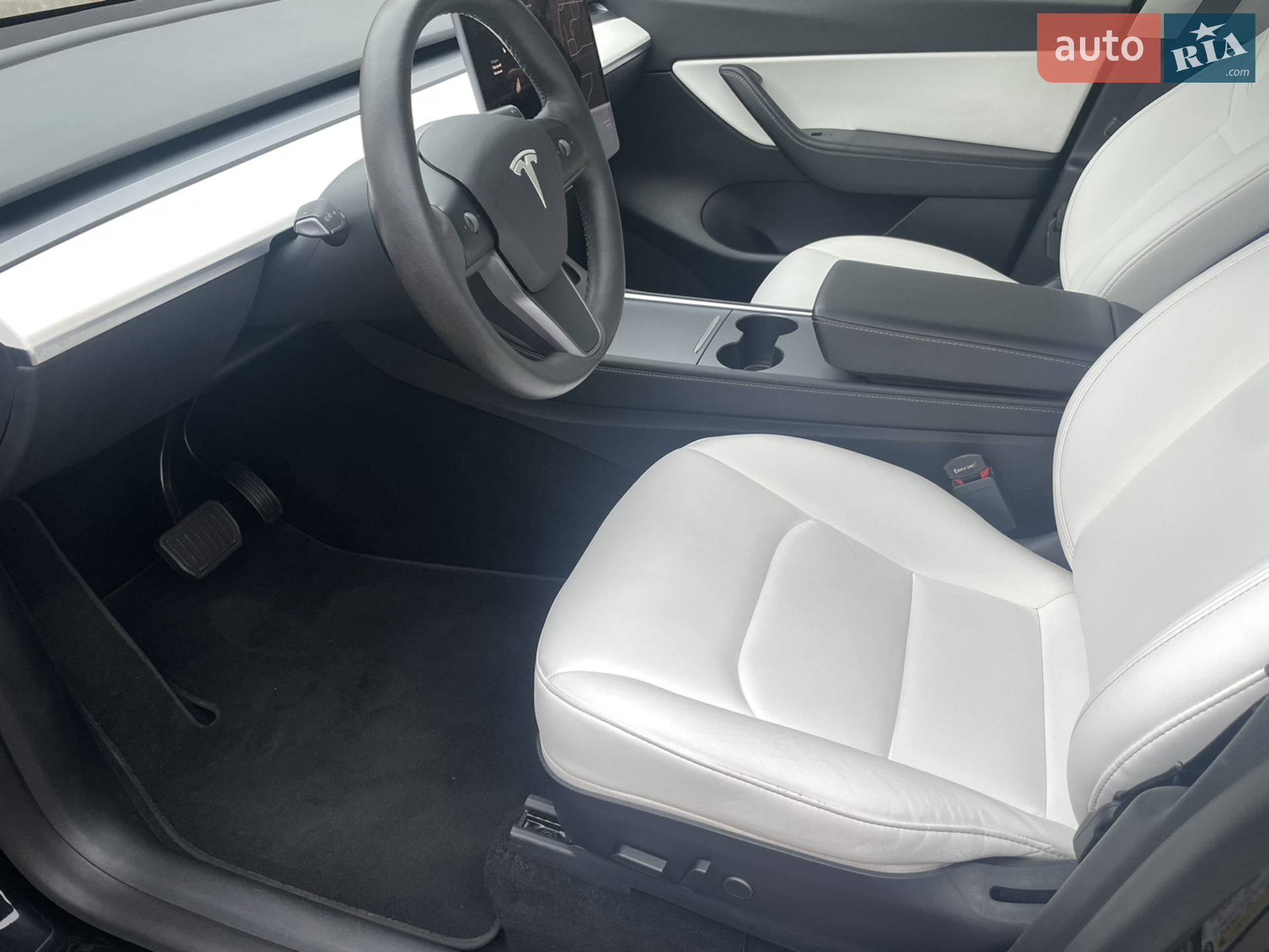2021 Tesla Model Y - мініатюра 9
