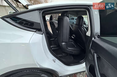 Внедорожник / Кроссовер Tesla Model Y 2021 в 