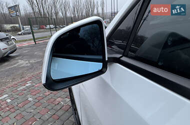 Внедорожник / Кроссовер Tesla Model Y 2021 в 
