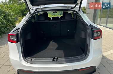Внедорожник / Кроссовер Tesla Model Y 2020 в 