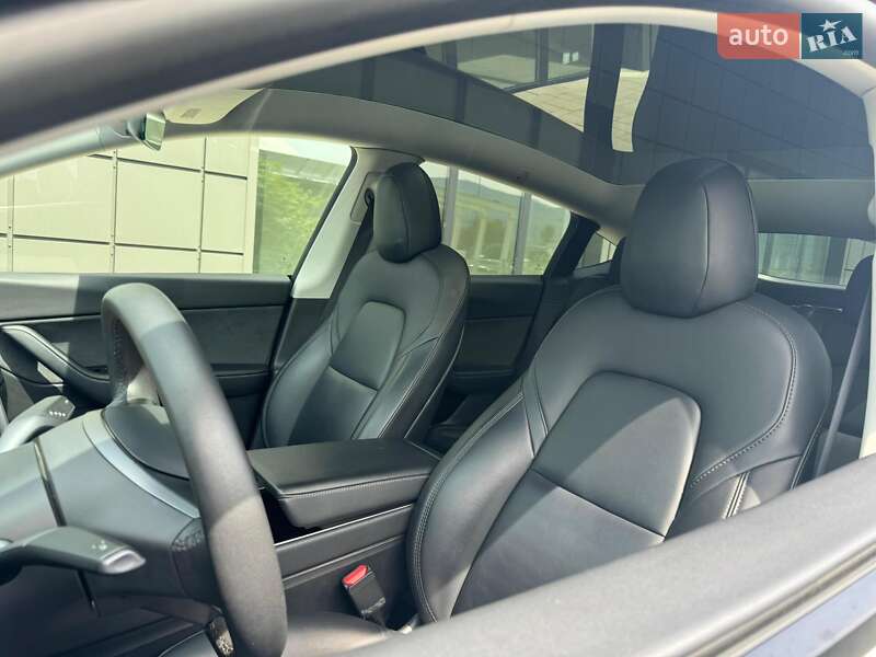 Внедорожник / Кроссовер Tesla Model Y 2020 в Тячеве