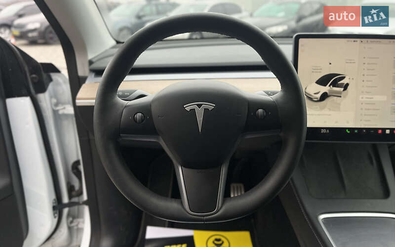 Позашляховик / Кросовер Tesla Model Y 2023 в Мукачевому