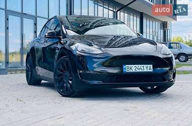 Внедорожник / Кроссовер Tesla Model Y 2021 в Киеве