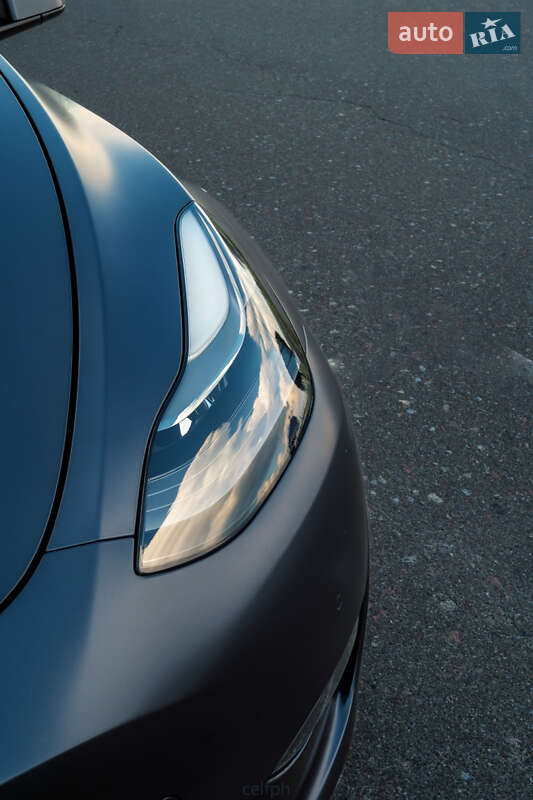 Позашляховик / Кросовер Tesla Model Y 2022 в Києві