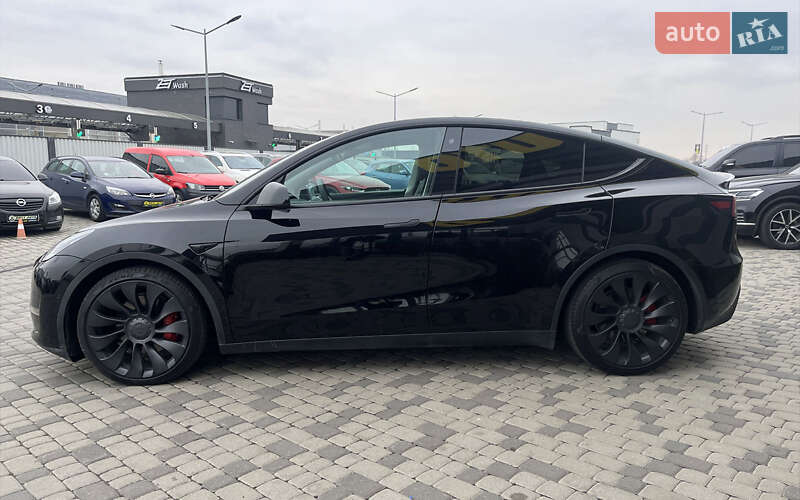 Внедорожник / Кроссовер Tesla Model Y 2021 в Мукачево