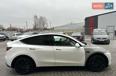 Внедорожник / Кроссовер Tesla Model Y 2020 в Луцке