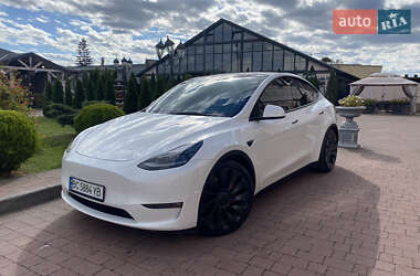 Позашляховик / Кросовер Tesla Model Y 2021 в Стрию