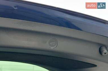 Внедорожник / Кроссовер Tesla Model Y 2023 в 