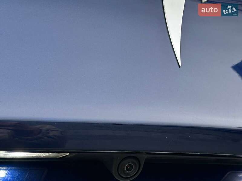 Позашляховик / Кросовер Tesla Model Y 2023 в Рівному