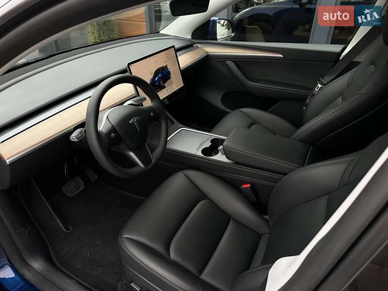 Позашляховик / Кросовер Tesla Model Y 2023 в Рівному