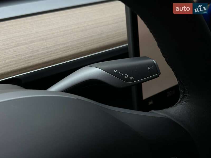 Позашляховик / Кросовер Tesla Model Y 2023 в Рівному