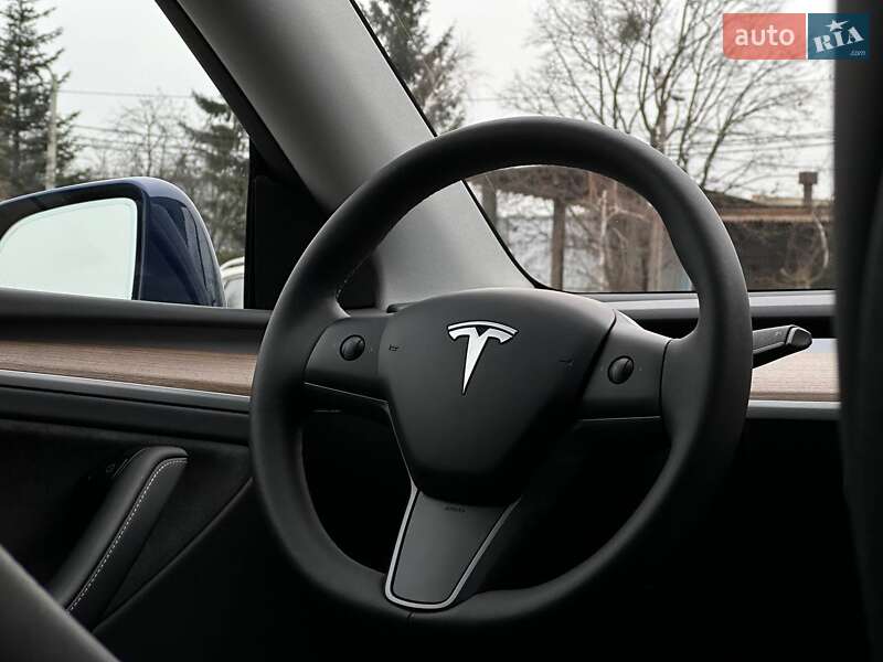 Позашляховик / Кросовер Tesla Model Y 2023 в Рівному