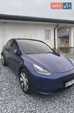 Внедорожник / Кроссовер Tesla Model Y 2023 в Ровно