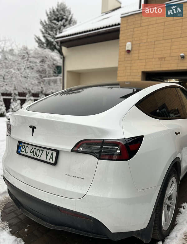 Внедорожник / Кроссовер Tesla Model Y 2022 в Львове