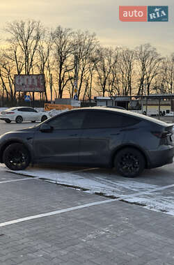 Внедорожник / Кроссовер Tesla Model Y 2023 в 