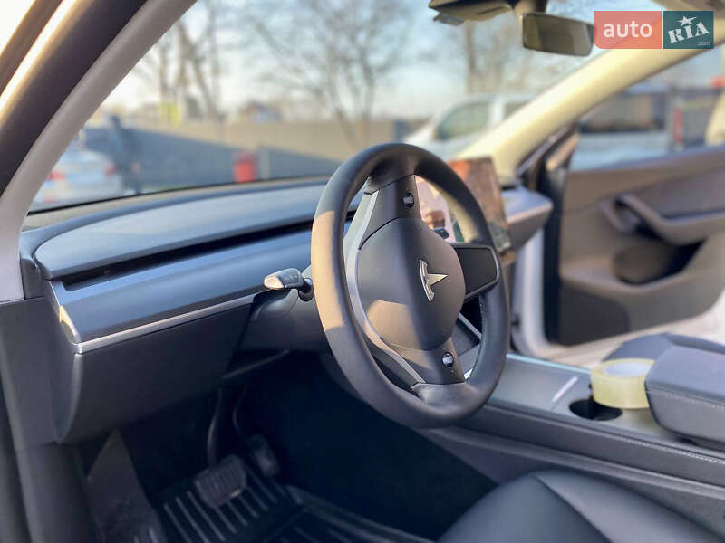 Внедорожник / Кроссовер Tesla Model Y 2022 в Рогатине