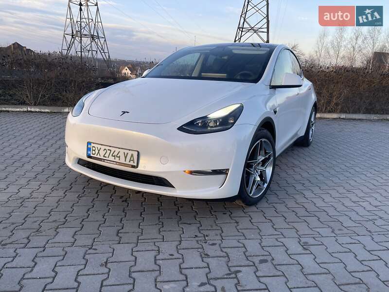 Позашляховик / Кросовер Tesla Model Y 2022 в 
