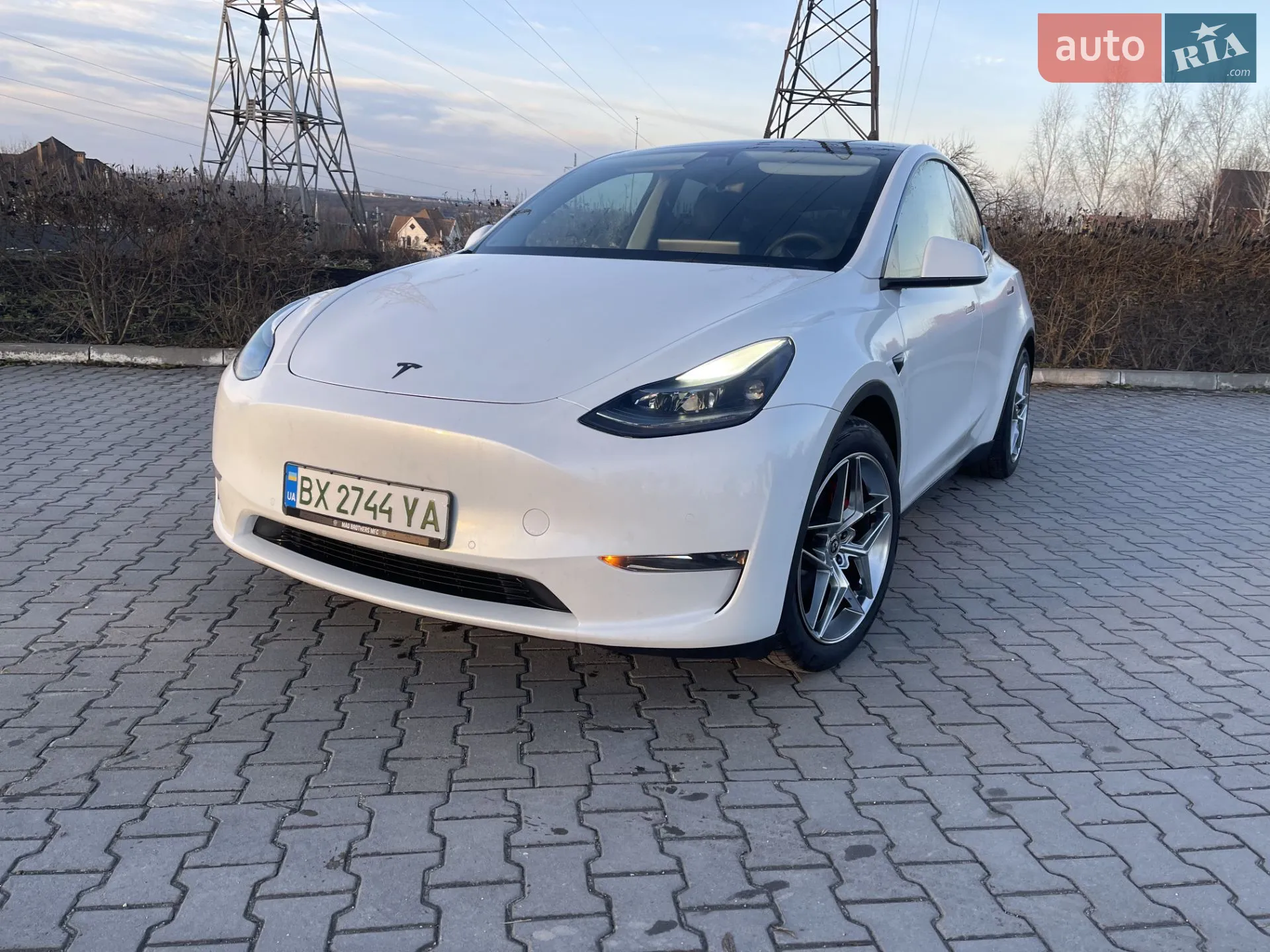 2022 Tesla Model Y - мініатюра 2
