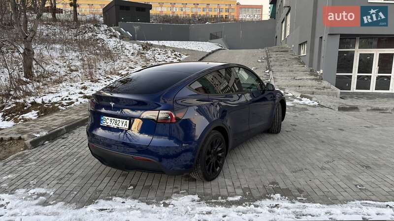 Позашляховик / Кросовер Tesla Model Y 2023 в Львові