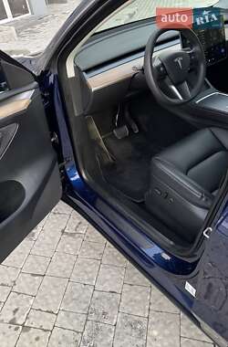 Внедорожник / Кроссовер Tesla Model Y 2023 в 