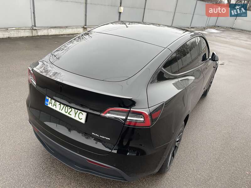 Внедорожник / Кроссовер Tesla Model Y 2022 в Киеве