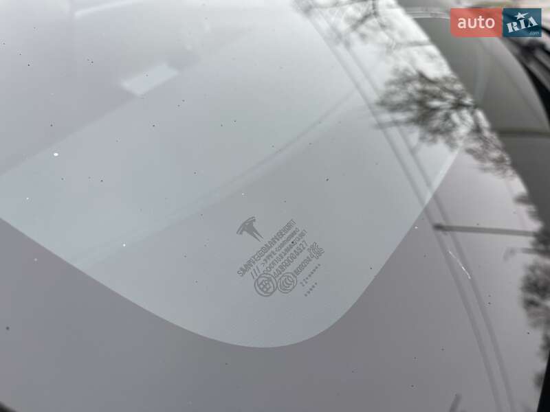 Внедорожник / Кроссовер Tesla Model Y 2022 в Киеве