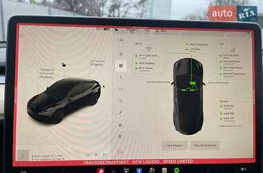 Внедорожник / Кроссовер Tesla Model Y 2022 в 