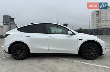 Внедорожник / Кроссовер Tesla Model Y 2022 в Киеве