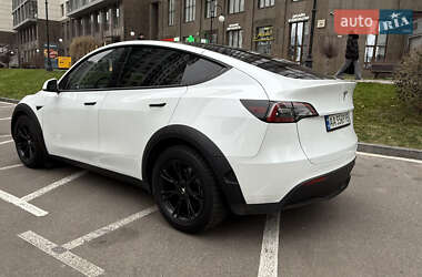 Внедорожник / Кроссовер Tesla Model Y 2022 в 