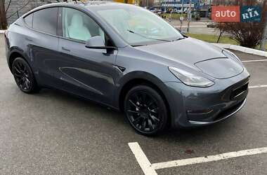 Внедорожник / Кроссовер Tesla Model Y 2023 в Киеве