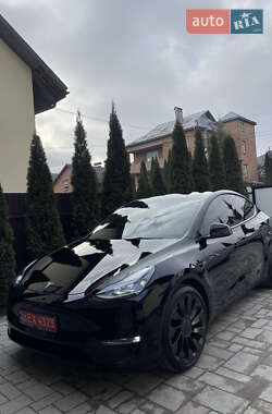 Внедорожник / Кроссовер Tesla Model Y 2022 в 
