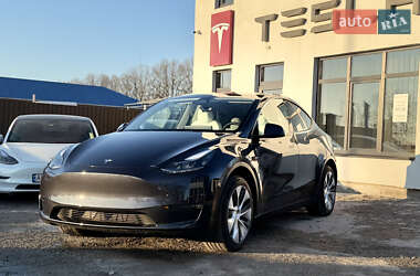 Внедорожник / Кроссовер Tesla Model Y 2024 в 