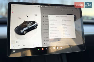 Внедорожник / Кроссовер Tesla Model Y 2024 в 