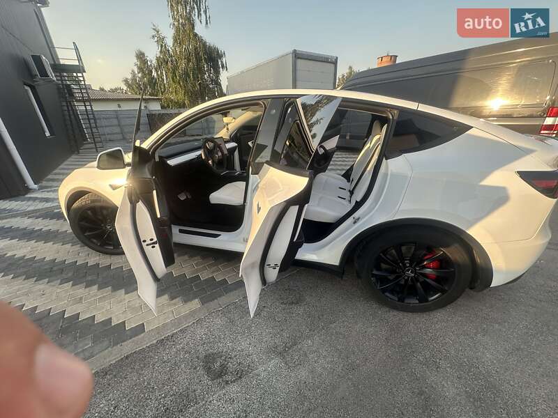 Внедорожник / Кроссовер Tesla Model Y 2022 в Киеве фото 24 Внедорожник / Кроссовер Tesla Model Y 2022 в Киеве