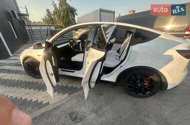 Внедорожник / Кроссовер Tesla Model Y 2022 в 