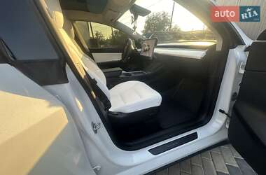 Внедорожник / Кроссовер Tesla Model Y 2022 в 