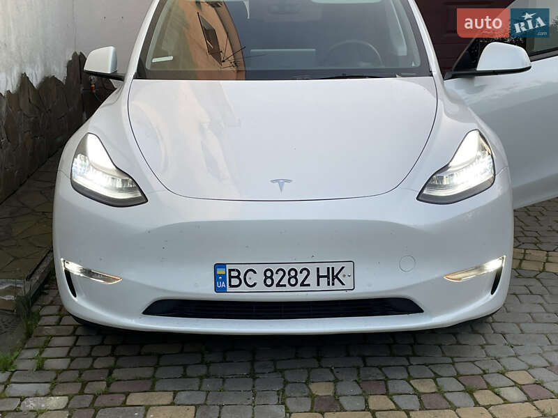 Позашляховик / Кросовер Tesla Model Y 2021 в Трускавці