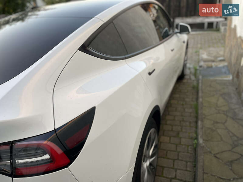 Позашляховик / Кросовер Tesla Model Y 2021 в Трускавці