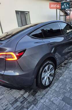 Внедорожник / Кроссовер Tesla Model Y 2023 в 