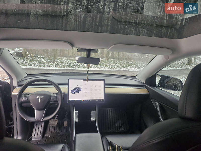 Внедорожник / Кроссовер Tesla Model Y 2020 в Львове