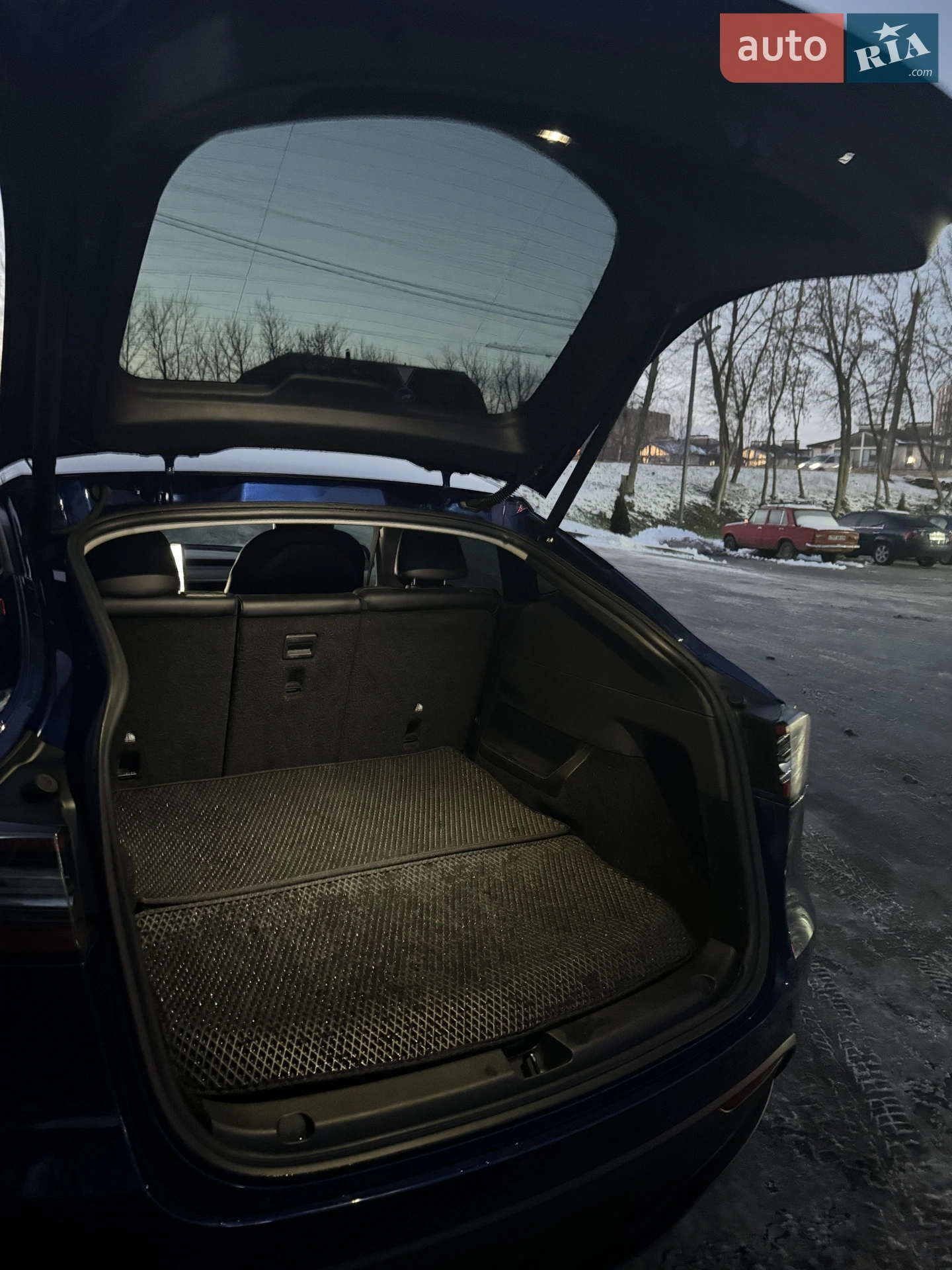 2021 Tesla Model Y - мініатюра 10
