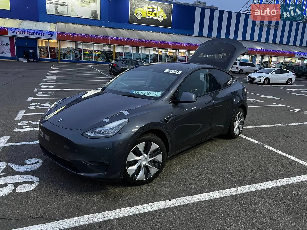 2022 Tesla Model Y - мініатюра 34