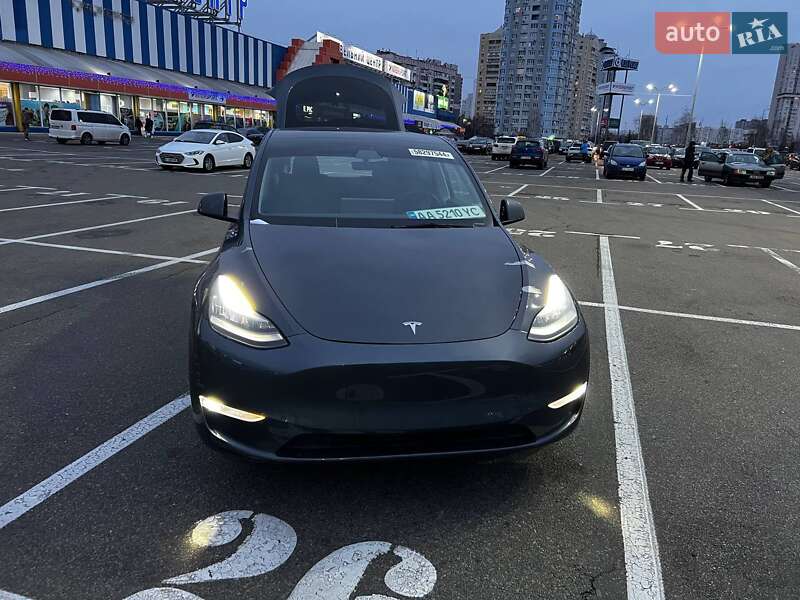 Позашляховик / Кросовер Tesla Model Y 2021 в Києві