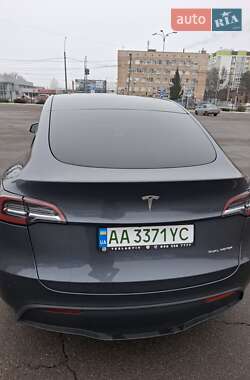 Внедорожник / Кроссовер Tesla Model Y 2023 в Полтаве