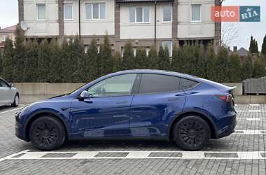 Внедорожник / Кроссовер Tesla Model Y 2023 в Ровно