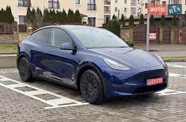 Внедорожник / Кроссовер Tesla Model Y 2023 в Ровно