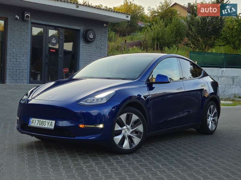 Позашляховик / Кросовер Tesla Model Y 2021 в Києві